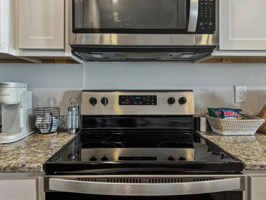Luxury Townhome Near Downtown And Pensacola Beach Kültér fotó