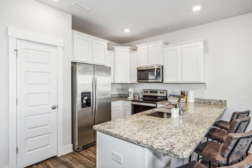 Luxury Townhome Near Downtown And Pensacola Beach Kültér fotó