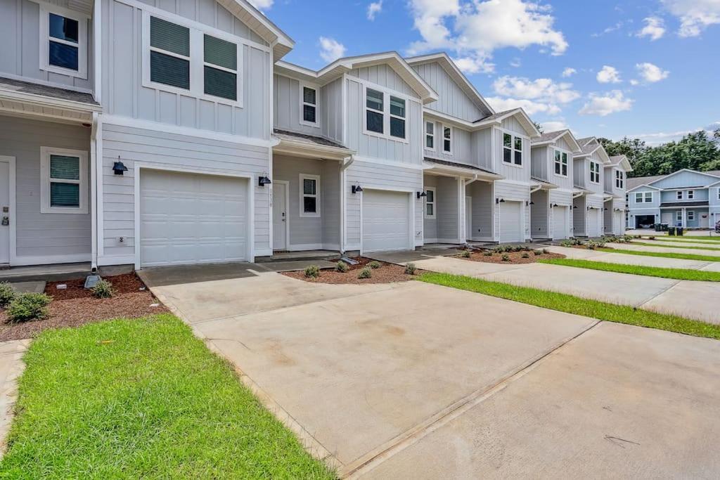 Luxury Townhome Near Downtown And Pensacola Beach Kültér fotó
